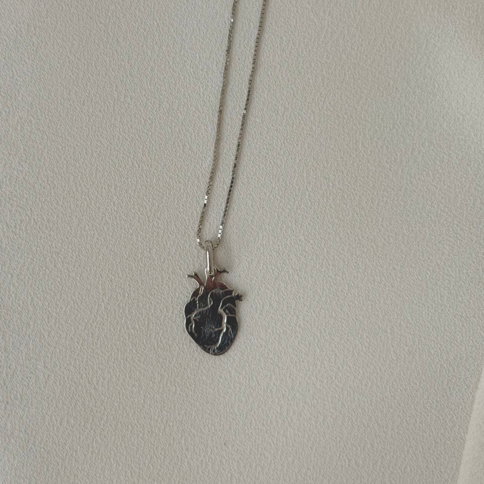 COLLANA CUORE ANATOMICO