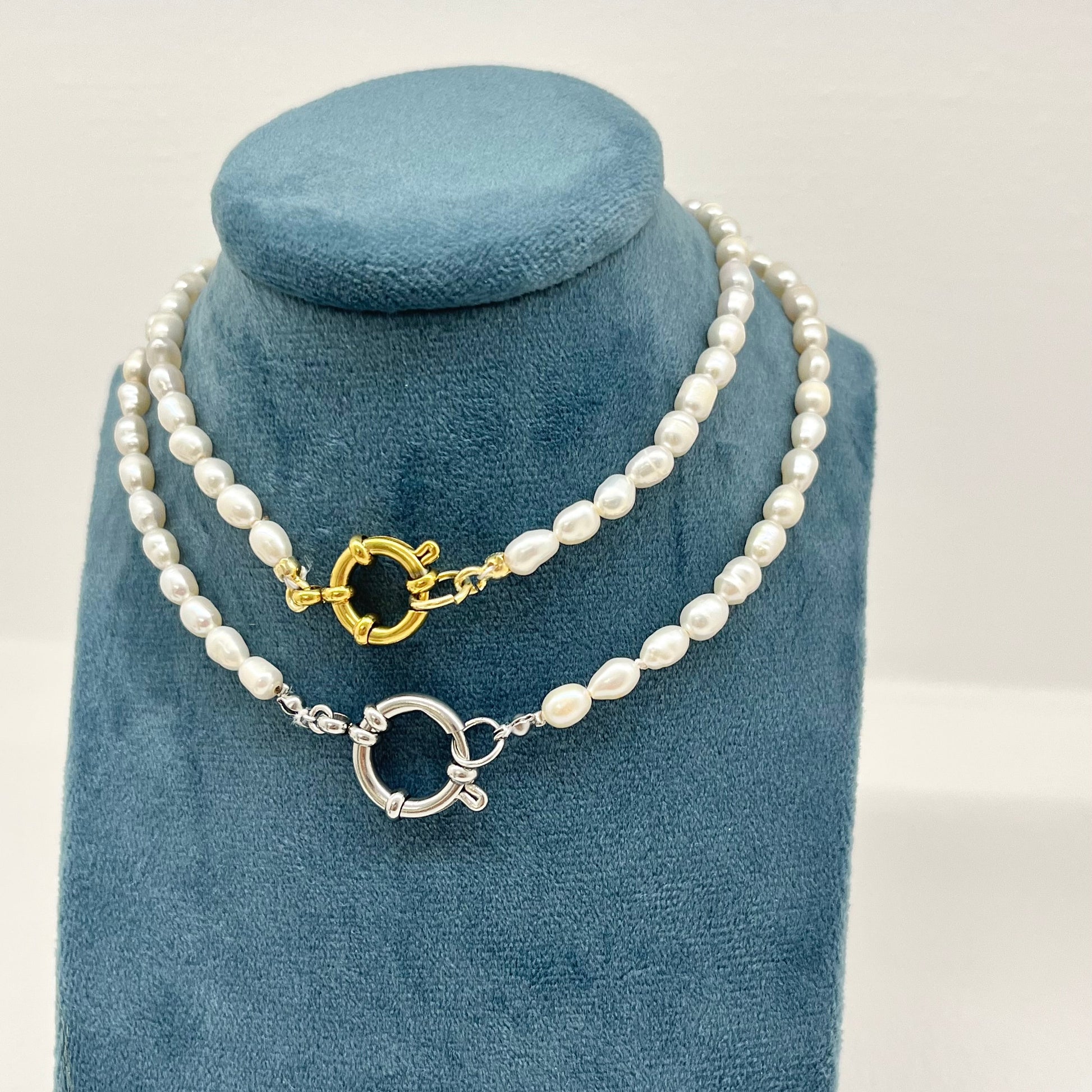 COLLANA PERLA CON TIMONE